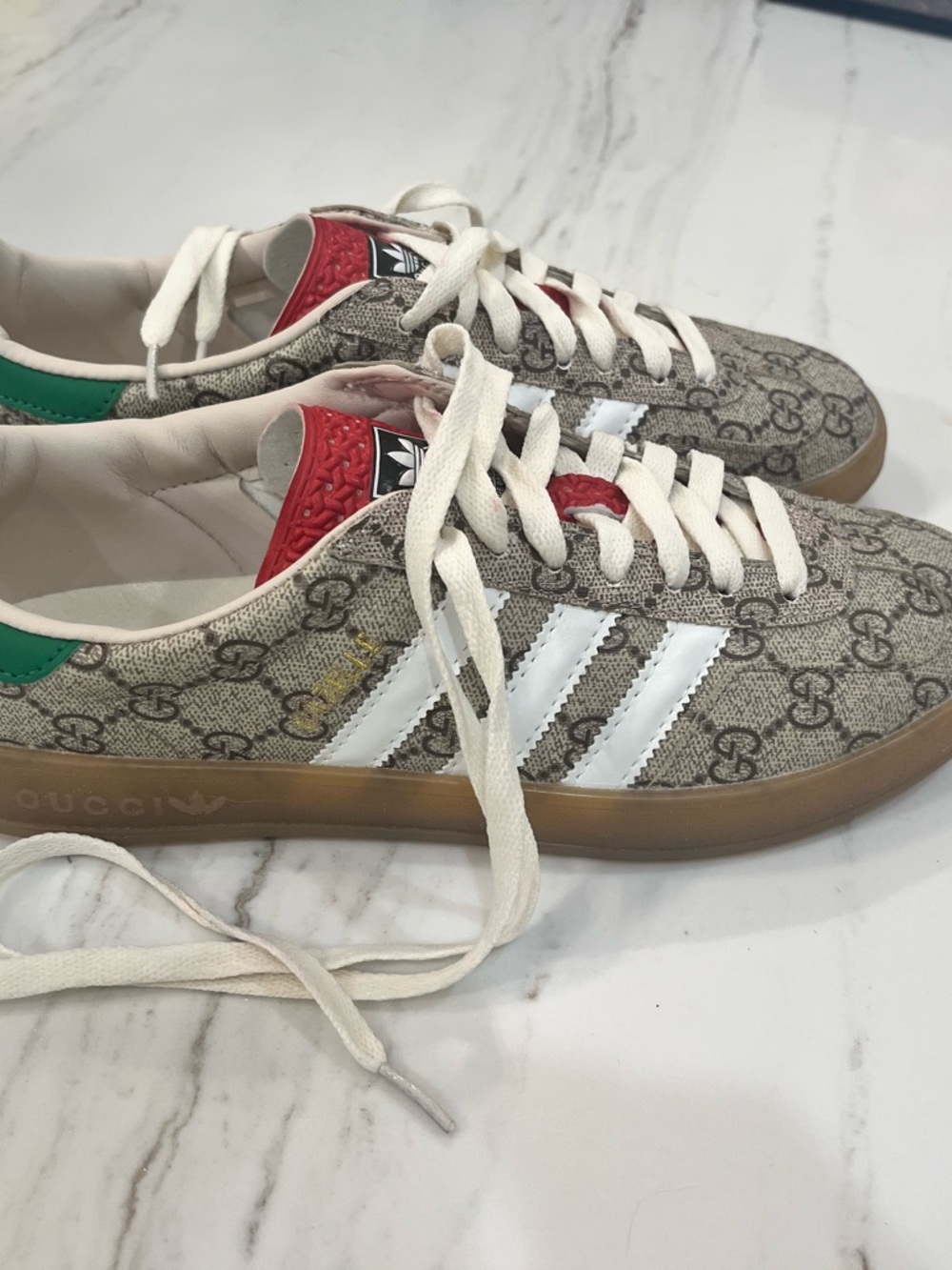 Gucci x Adidas Gazelle GG Monogram Sneakers Mens 9 NWB AUTHENTIC - Picture 7 of 9